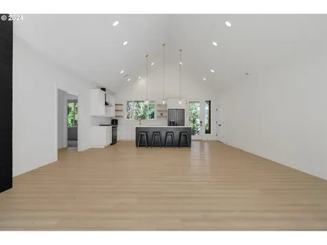 3287 SW Redmond Hill Road Mcminnville OR 97128