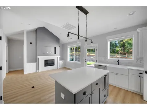 3287 SW Redmond Hill Road Mcminnville OR 97128