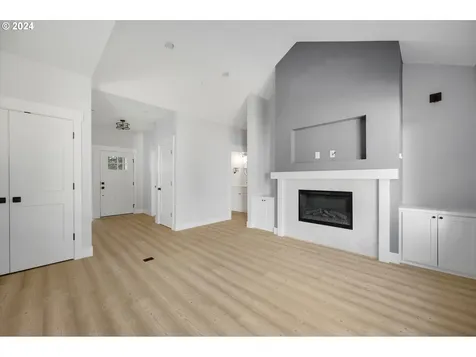 3287 SW Redmond Hill Road Mcminnville OR 97128