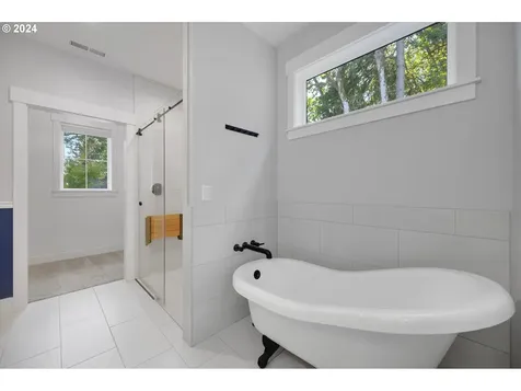 3287 SW Redmond Hill Road Mcminnville OR 97128