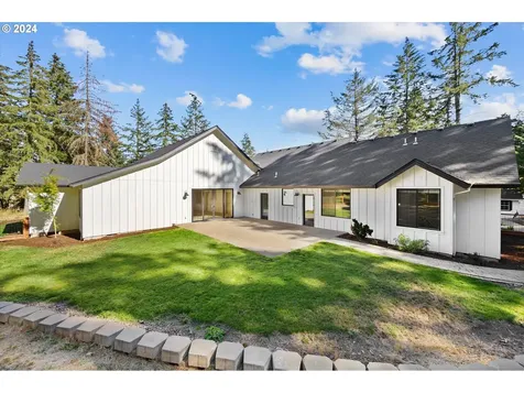 3287 SW Redmond Hill Road Mcminnville OR 97128