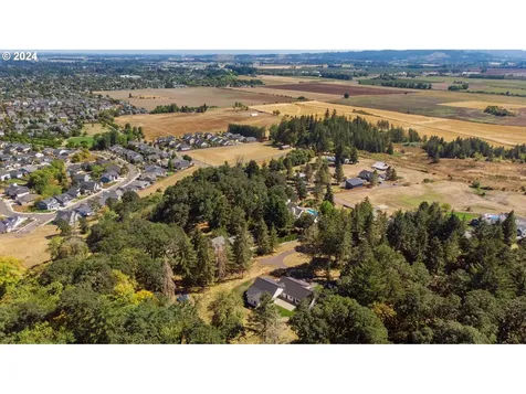 3287 SW Redmond Hill Road Mcminnville OR 97128