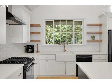 3287 SW Redmond Hill Road Mcminnville OR 97128
