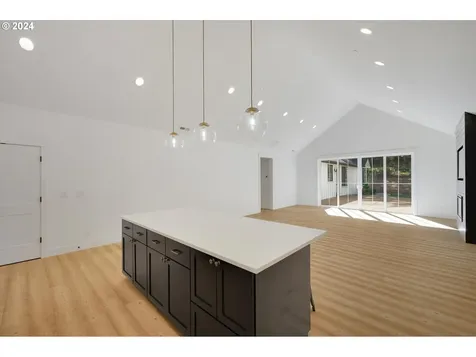 3287 SW Redmond Hill Road Mcminnville OR 97128
