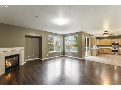 19443 Provisioner Court Oregon City OR 97045