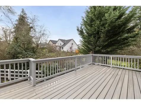 19443 Provisioner Court Oregon City OR 97045