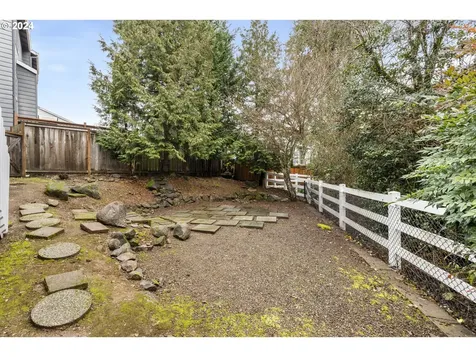 19443 Provisioner Court Oregon City OR 97045