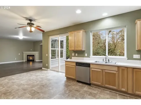 19443 Provisioner Court Oregon City OR 97045