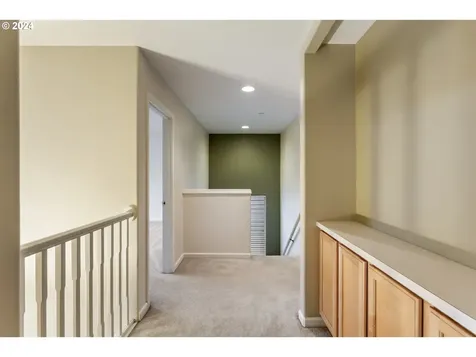 19443 Provisioner Court Oregon City OR 97045