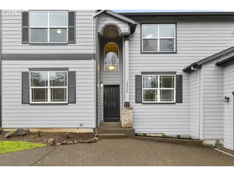 19443 Provisioner Court Oregon City OR 97045