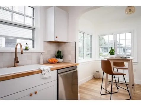 6138 N Denver Avenue Portland OR 97217