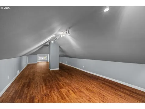 2723 SE 18th Avenue Portland OR 97202