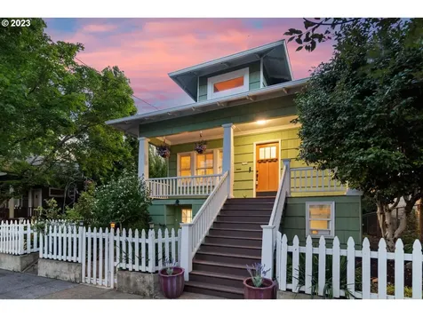 2723 SE 18th Avenue Portland OR 97202