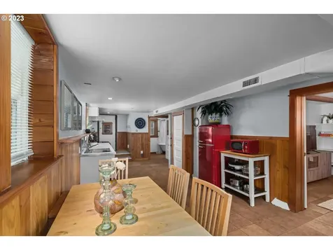 2723 SE 18th Avenue Portland OR 97202