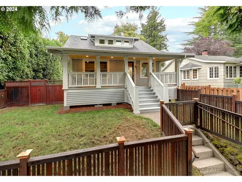 1217 SW Spring Garden Street Portland OR 97219