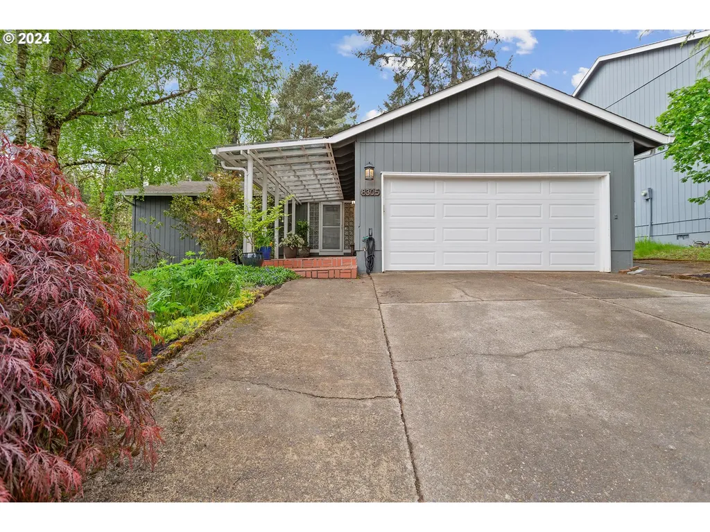 8305 SW 85th Avenue Portland OR 97223