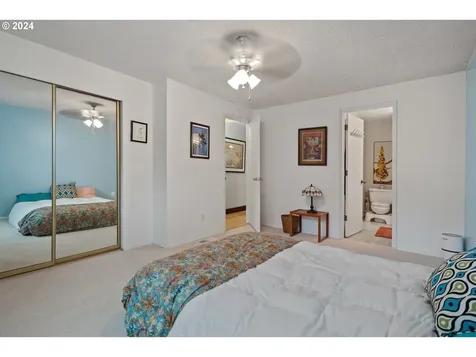 8305 SW 85th Avenue Portland OR 97223