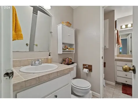 8305 SW 85th Avenue Portland OR 97223