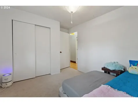 8305 SW 85th Avenue Portland OR 97223