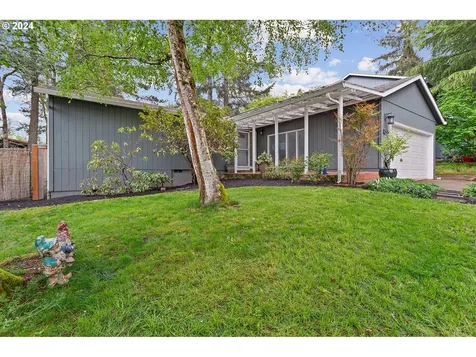 8305 SW 85th Avenue Portland OR 97223