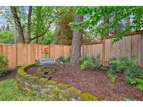 8305 SW 85th Avenue Portland OR 97223