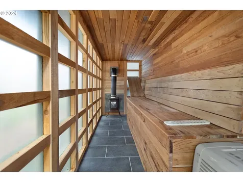 8305 SW 85th Avenue Portland OR 97223