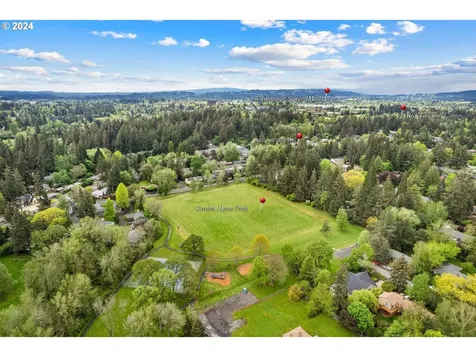 8305 SW 85th Avenue Portland OR 97223