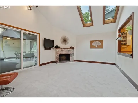 8305 SW 85th Avenue Portland OR 97223