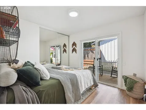 15885 Sw Queen Victoria Place Portland OR 97224