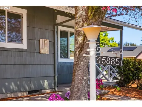 15885 Sw Queen Victoria Place Portland OR 97224