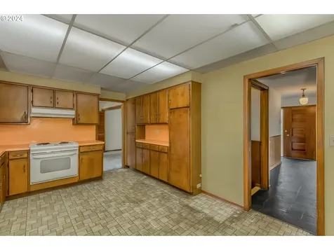 631 Charman Street Oregon City OR 97045