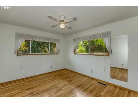 631 Charman Street Oregon City OR 97045