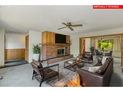 631 Charman Street Oregon City OR 97045