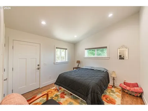 720 Caroline Street SE Bandon OR 97411