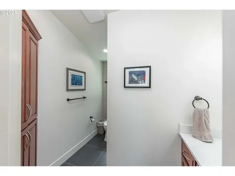 720 Caroline Street SE Bandon OR 97411