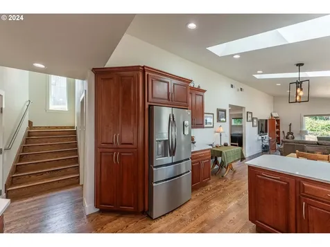720 Caroline Street SE Bandon OR 97411