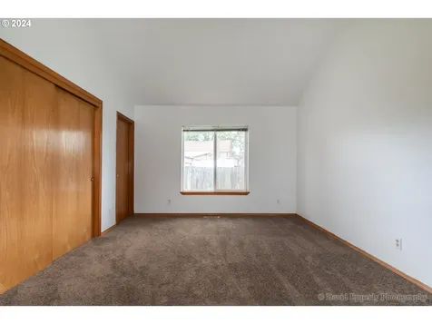 33437 Sw Sequoia Street Scappoose OR 97056