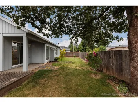 33437 Sw Sequoia Street Scappoose OR 97056