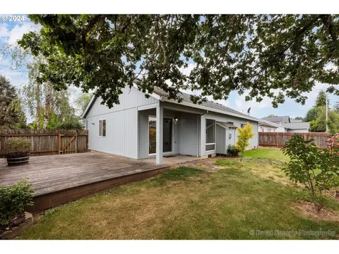 33437 Sw Sequoia Street Scappoose OR 97056