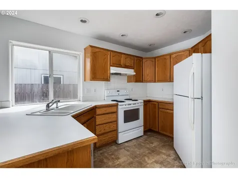33437 Sw Sequoia Street Scappoose OR 97056