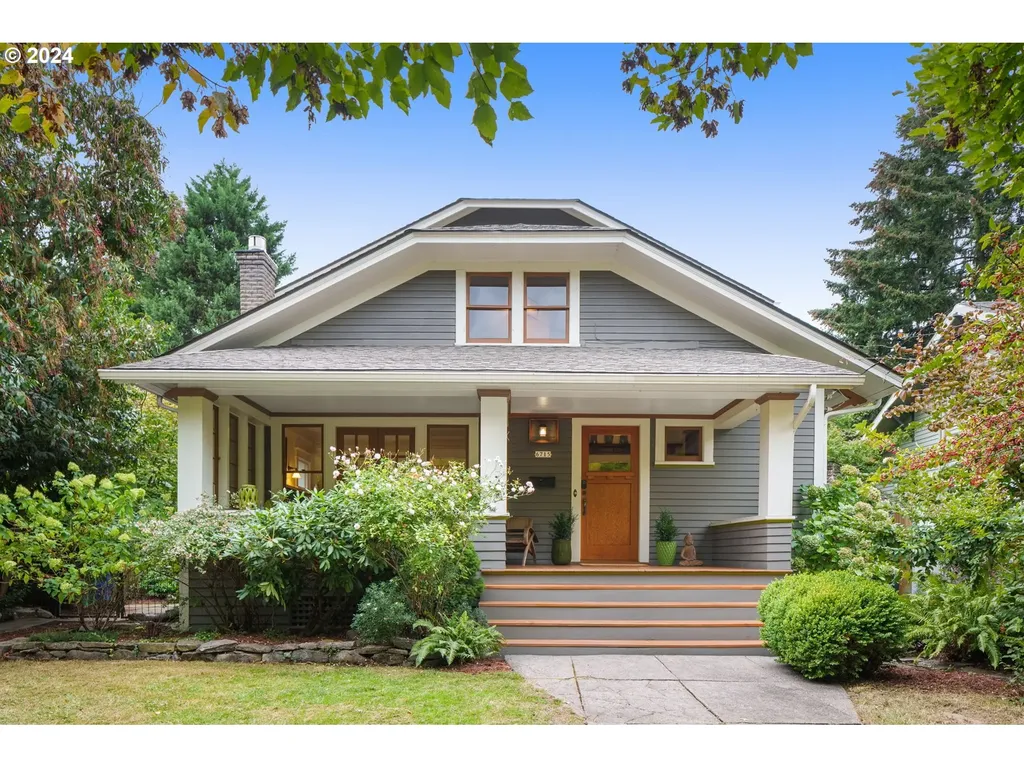 6715 SE 18th Avenue Portland OR 97202