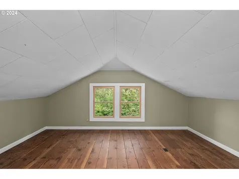 6715 SE 18th Avenue Portland OR 97202