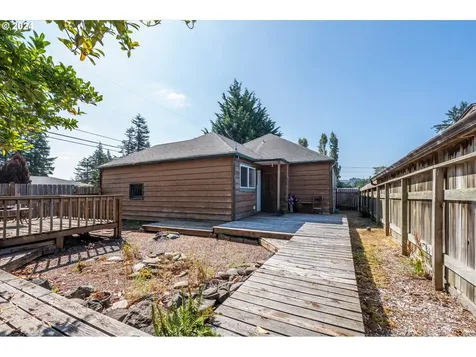 3290 Myrtle Street North Bend OR 97459