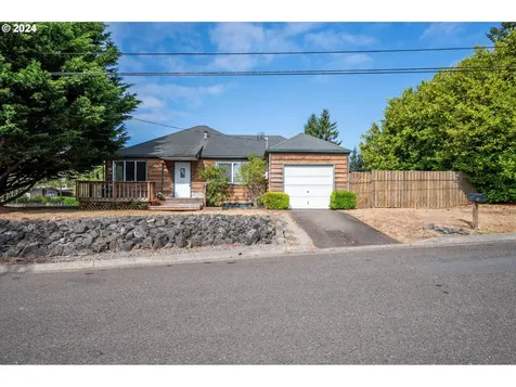 3290 Myrtle Street North Bend OR 97459