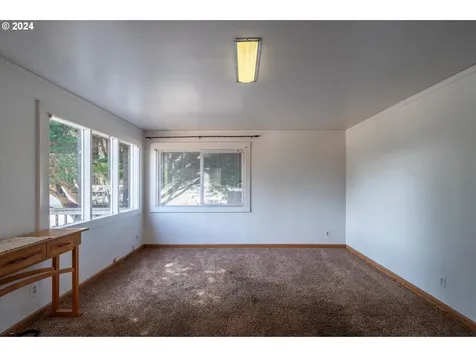 3290 Myrtle Street North Bend OR 97459