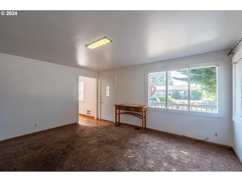 3290 Myrtle Street North Bend OR 97459
