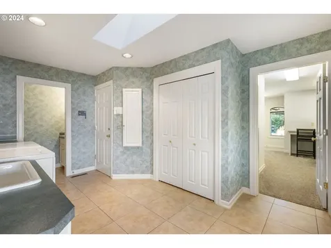 770 Sand Avenue Eugene OR 97401