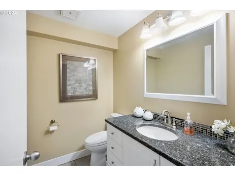 52 Greenridge Court Lake Oswego OR 97035