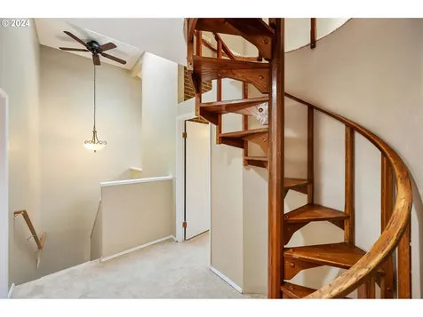 52 Greenridge Court Lake Oswego OR 97035