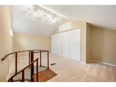 52 Greenridge Court Lake Oswego OR 97035